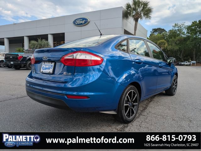 Used 2019 Ford Fiesta SE FWD image 3