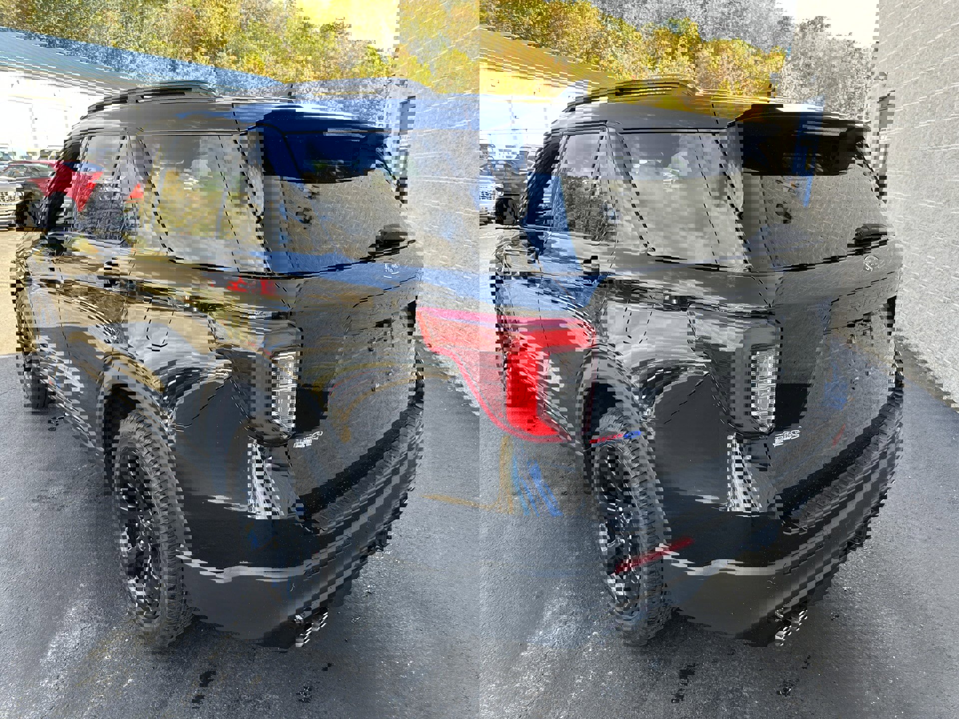 Certified 2023 Ford Explorer ST w/ Equipment Group 401A image 6