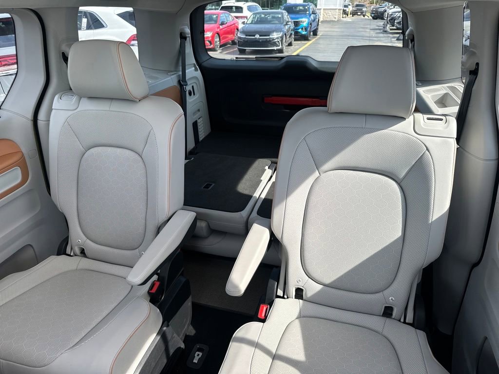 New 2025 Volkswagen ID. Buzz 1st Edition AWD/4WD image 25
