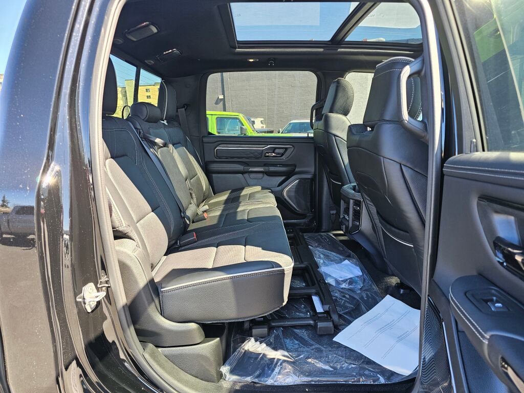 New 2025 RAM 1500 Limited image 13