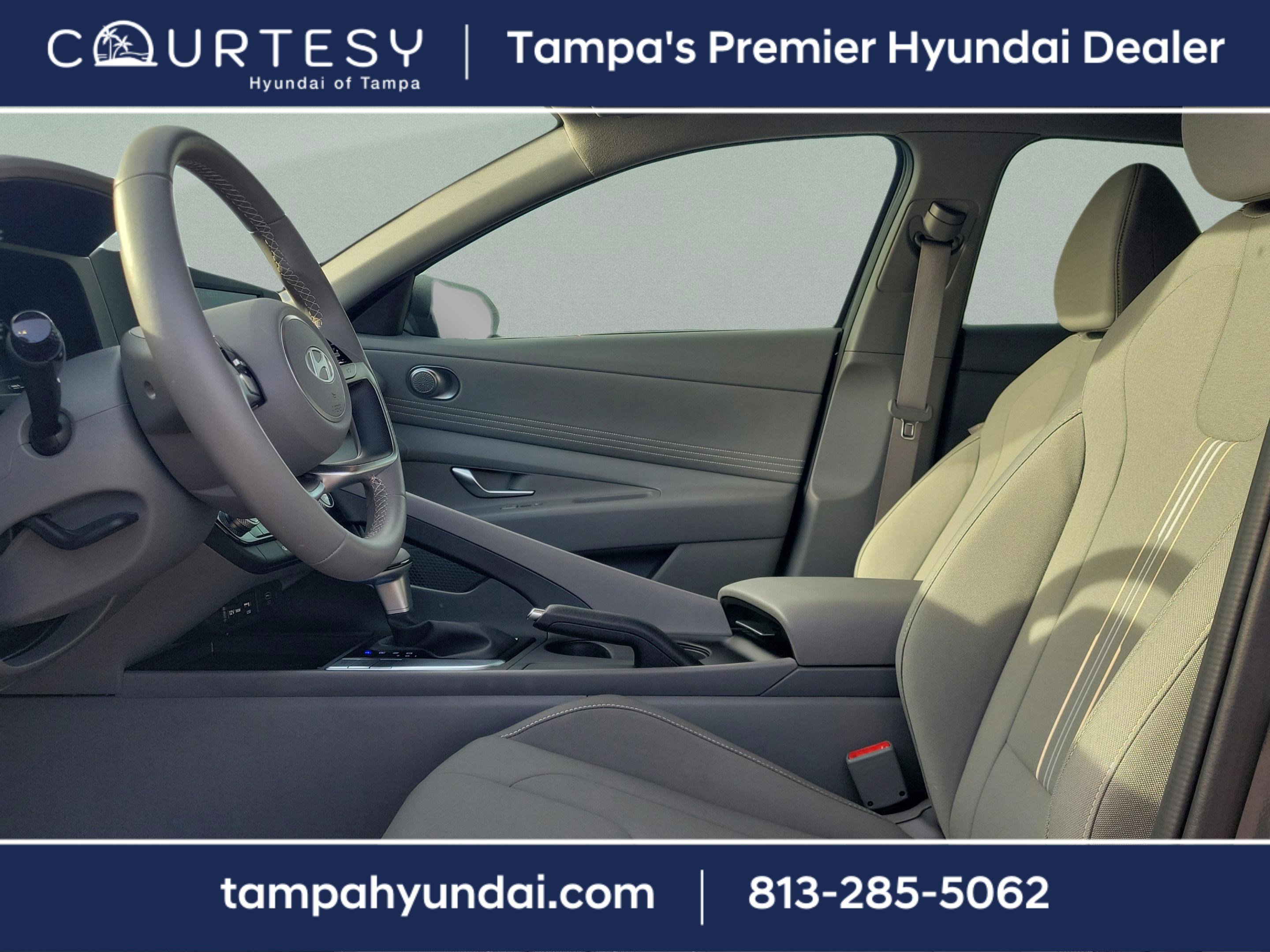 Certified 2025 Hyundai Elantra Sport image 18