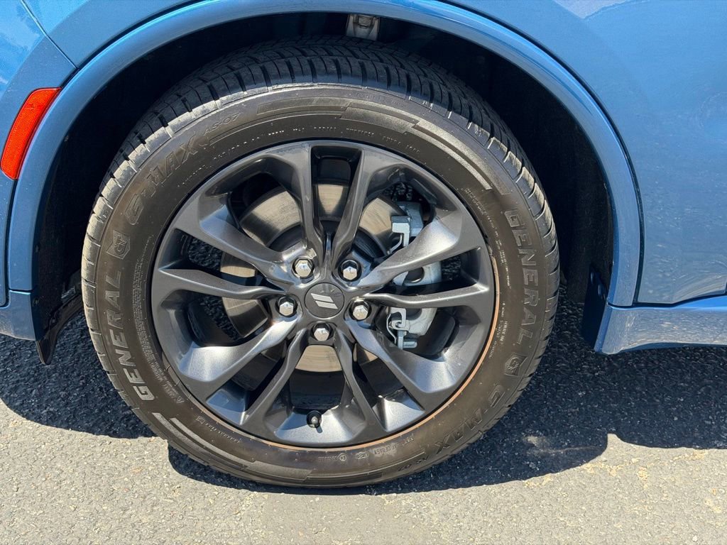Used 2023 Dodge Durango R/T w/ Blacktop Package RWD image 10