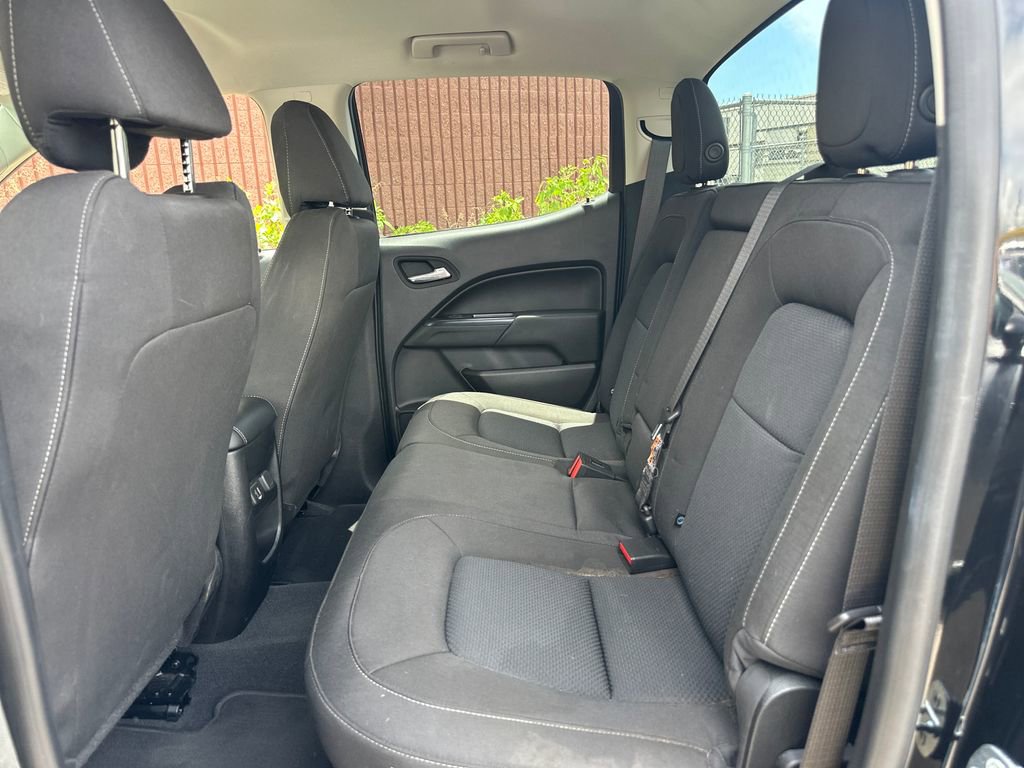 Used 2022 Chevrolet Colorado LT RWD image 15