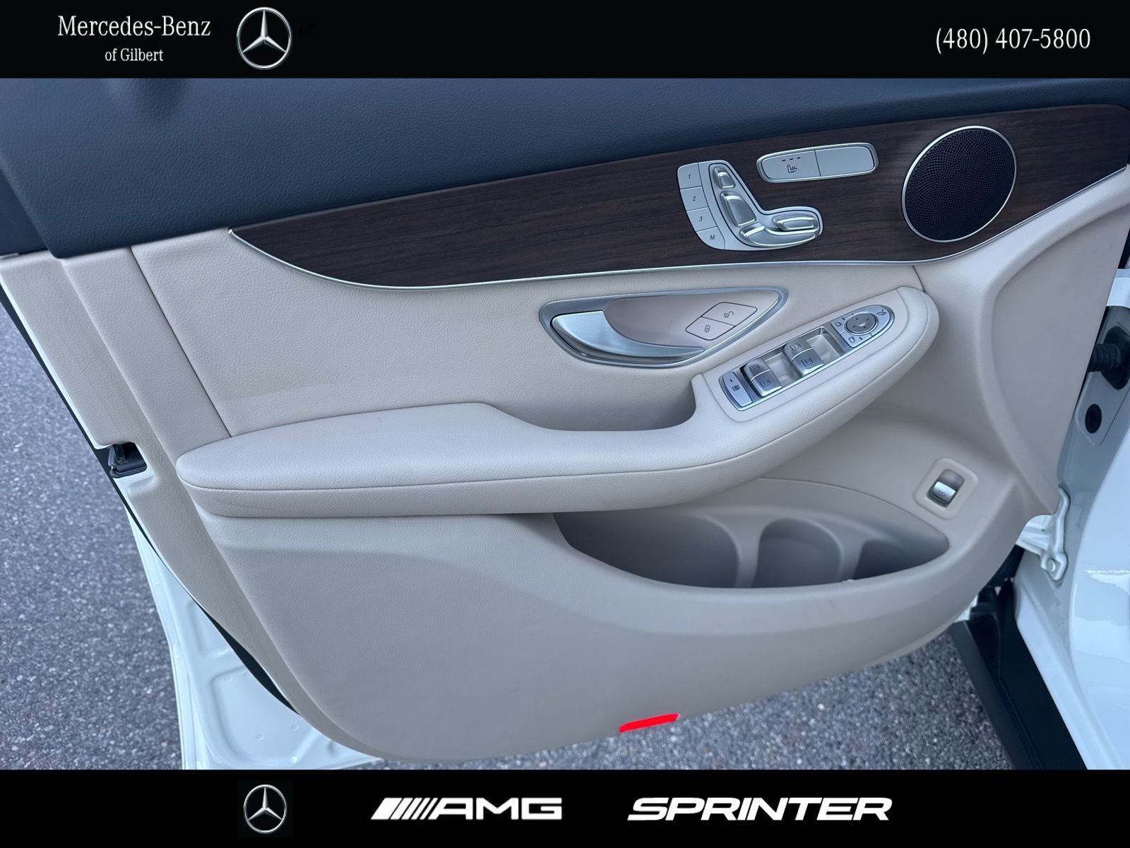 Used 2022 Mercedes-Benz GLC 300 4MATIC image 12