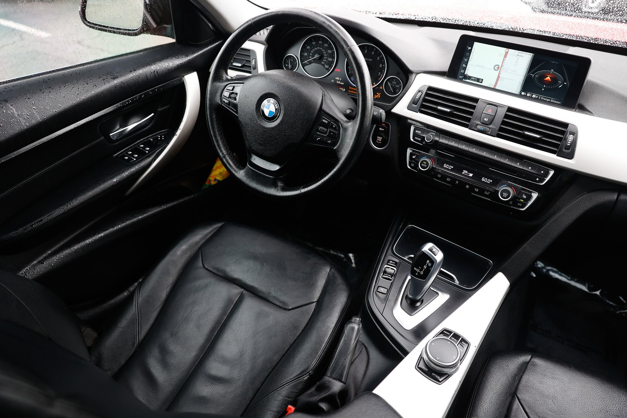 Used 2017 BMW 320i xDrive Sedan AWD/4WD image 24