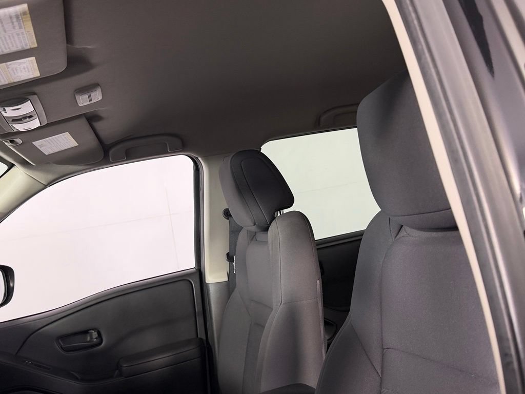 Used 2024 Nissan Frontier S w/ Technology Package RWD image 21