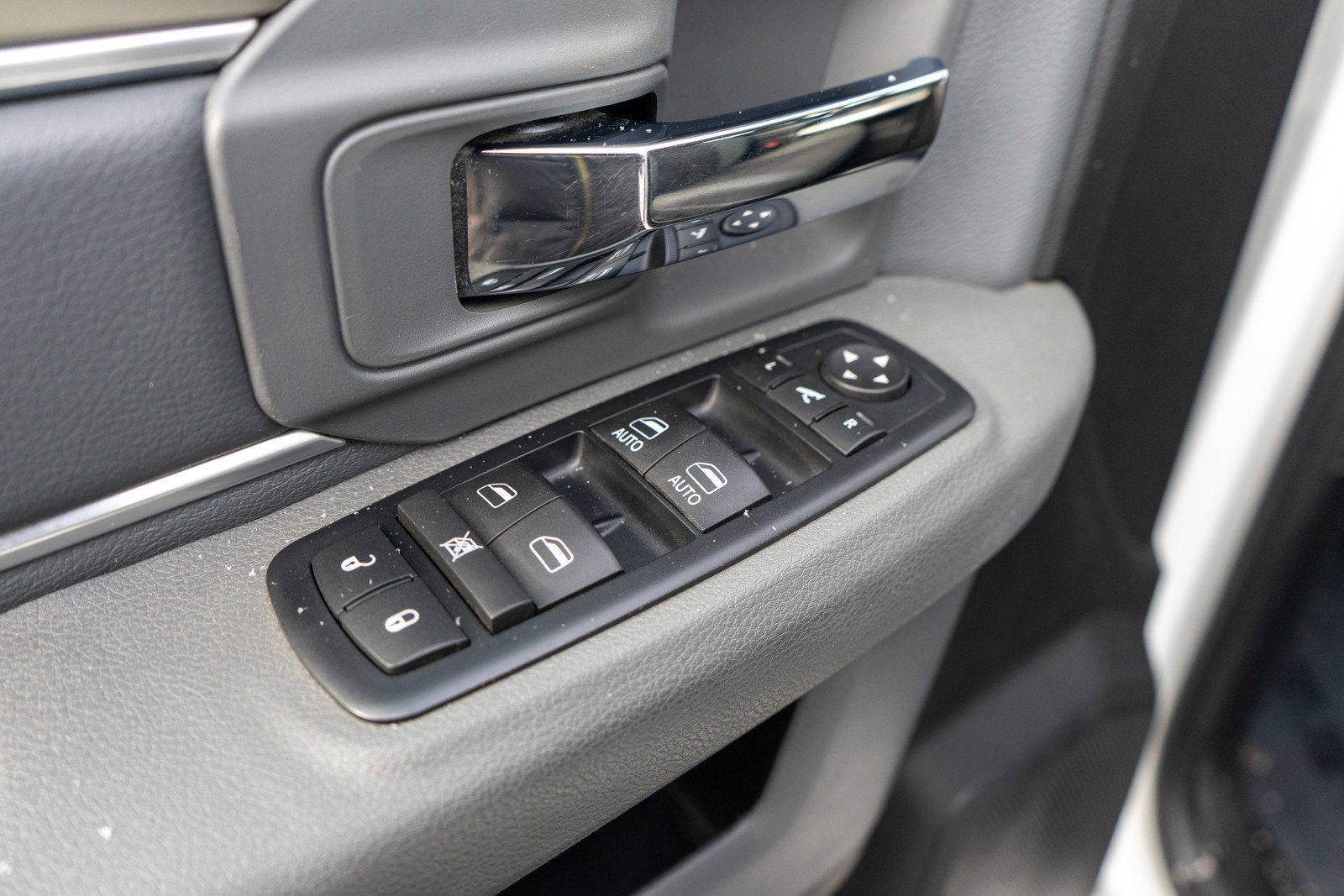 Used 2016 RAM 1500 Big Horn image 14