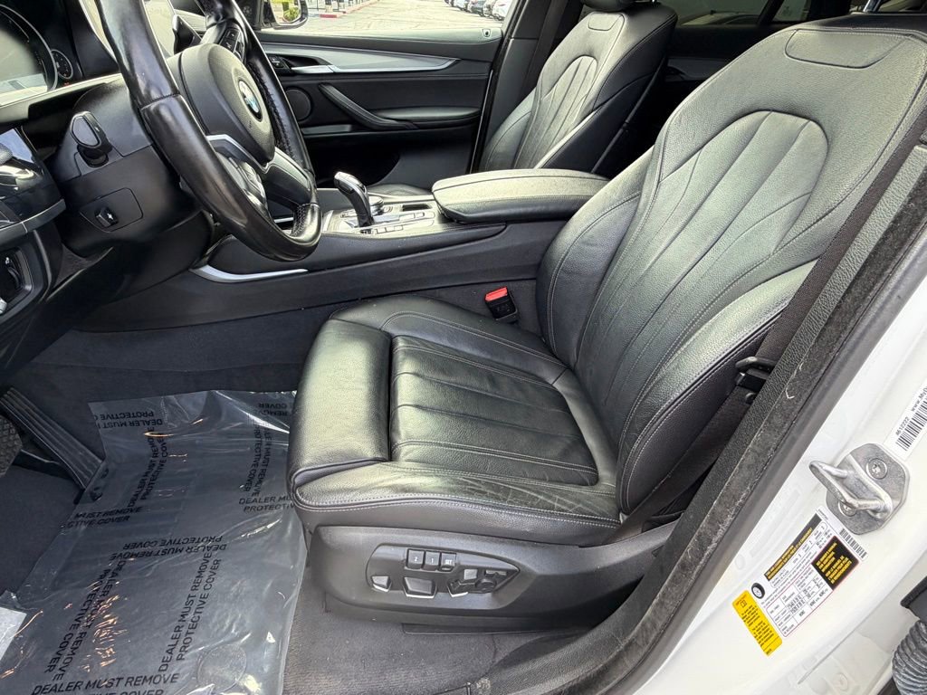 Used 2018 BMW X6 sDrive35i w/ M Sport Package image 19