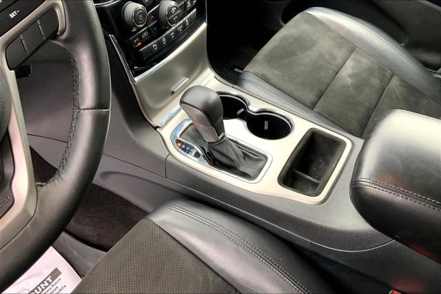 Used 2019 Jeep Grand Cherokee Altitude image 13