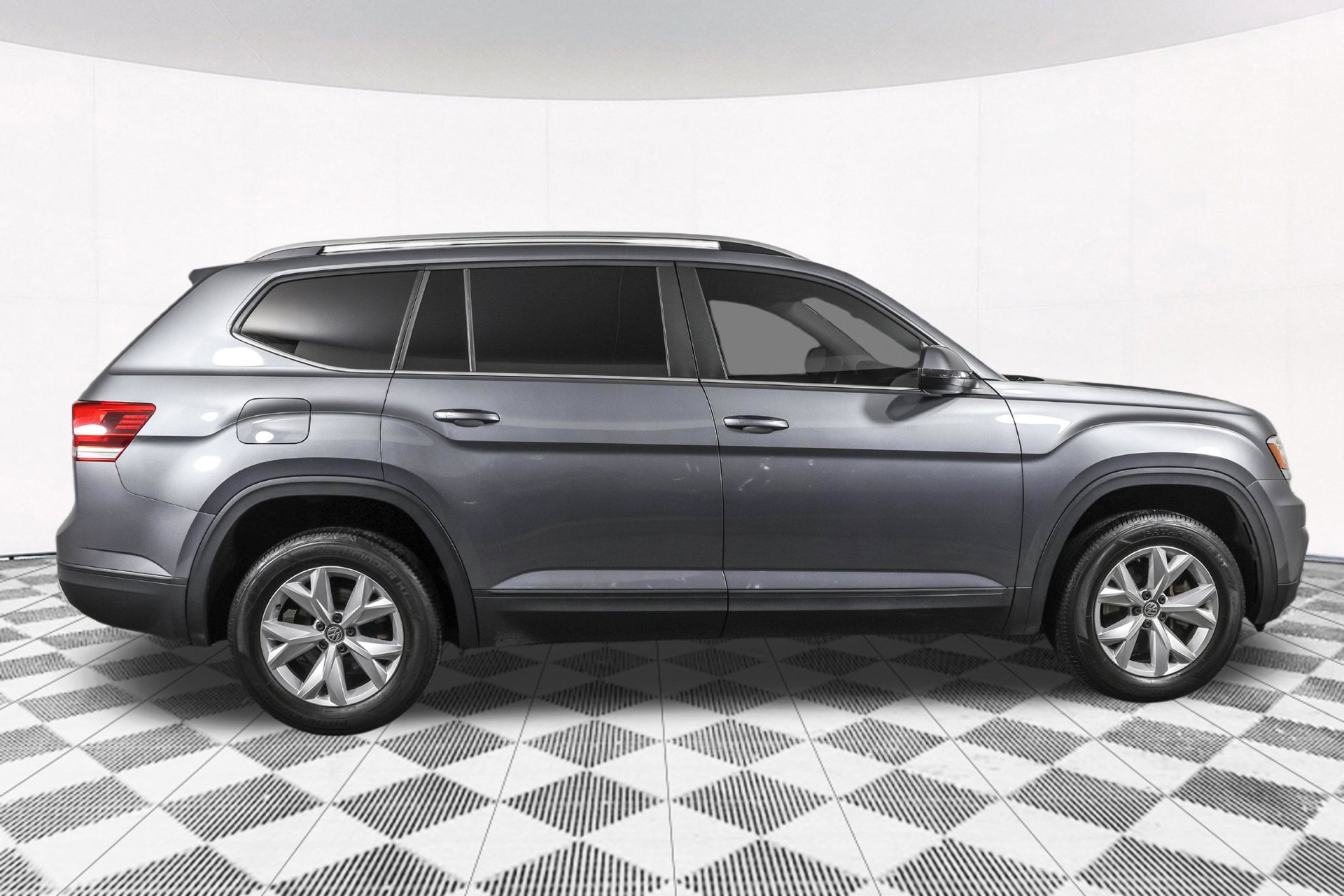 Used 2018 Volkswagen Atlas SE AWD/4WD image 13