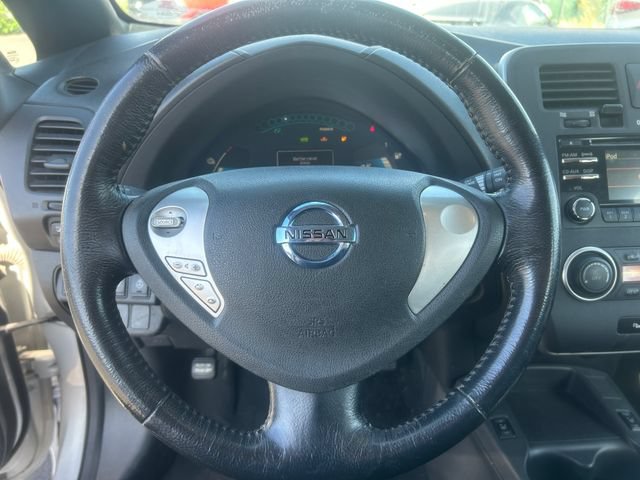 Used 2013 Nissan Leaf S FWD image 18
