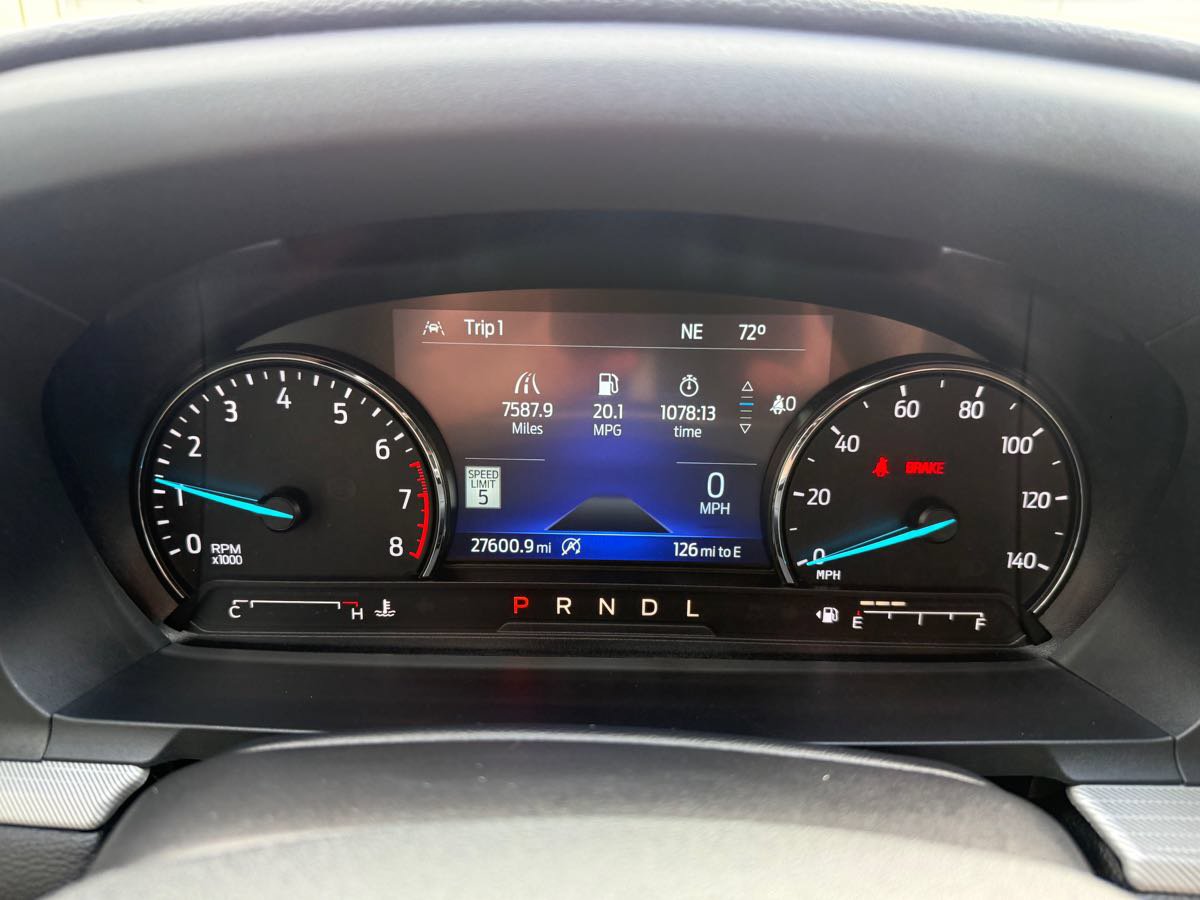 Used 2023 Ford Explorer XLT w/ Equipment Group 202A AWD/4WD image 11