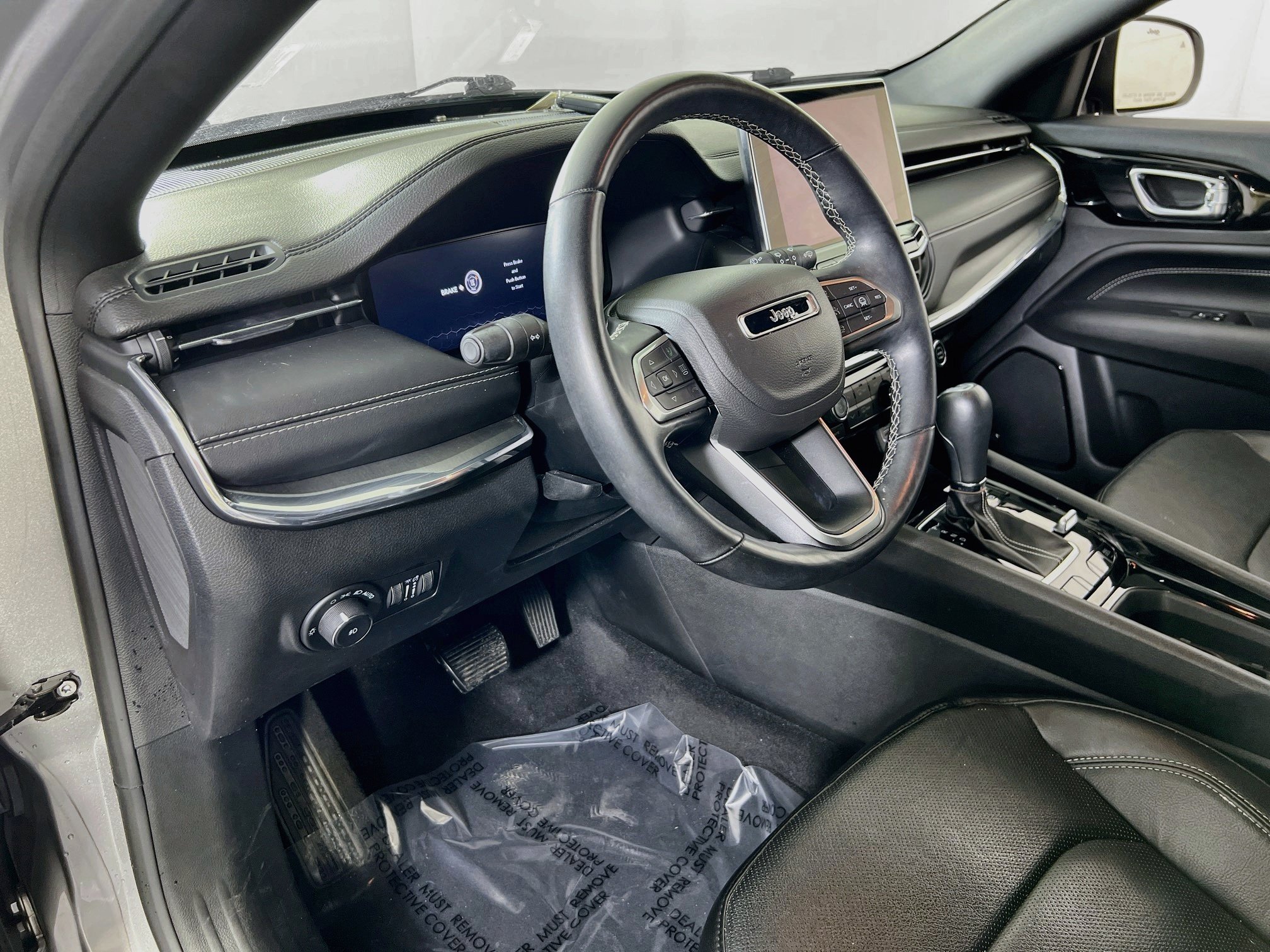 Used 2022 Jeep Compass High Altitude AWD/4WD image 9