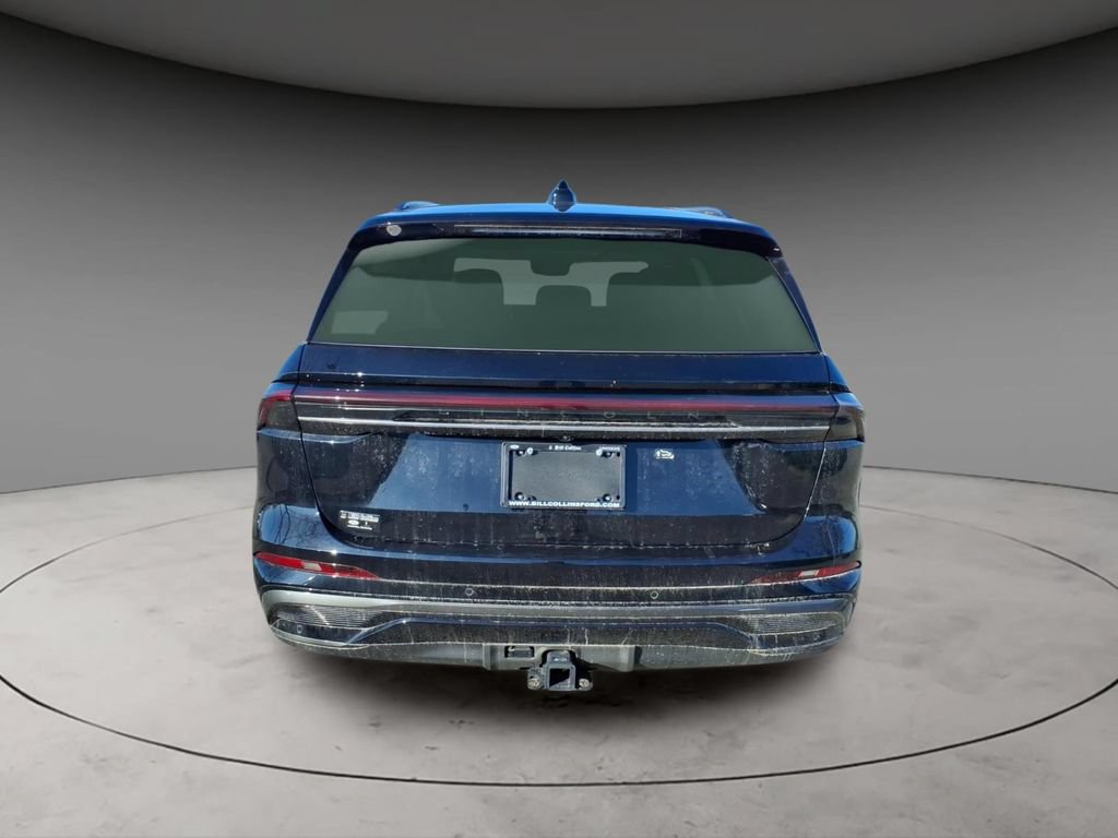 New 2025 Lincoln Nautilus Reserve w/ Jet Appearance Package AWD/4WD image 7