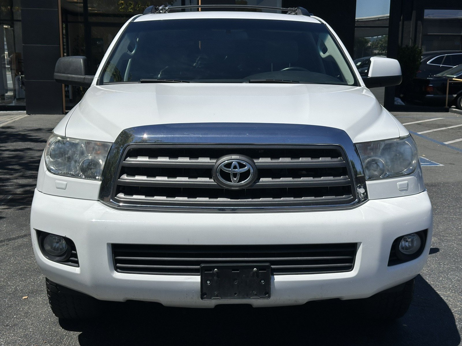 Used 2015 Toyota Sequoia SR5 AWD/4WD image 5