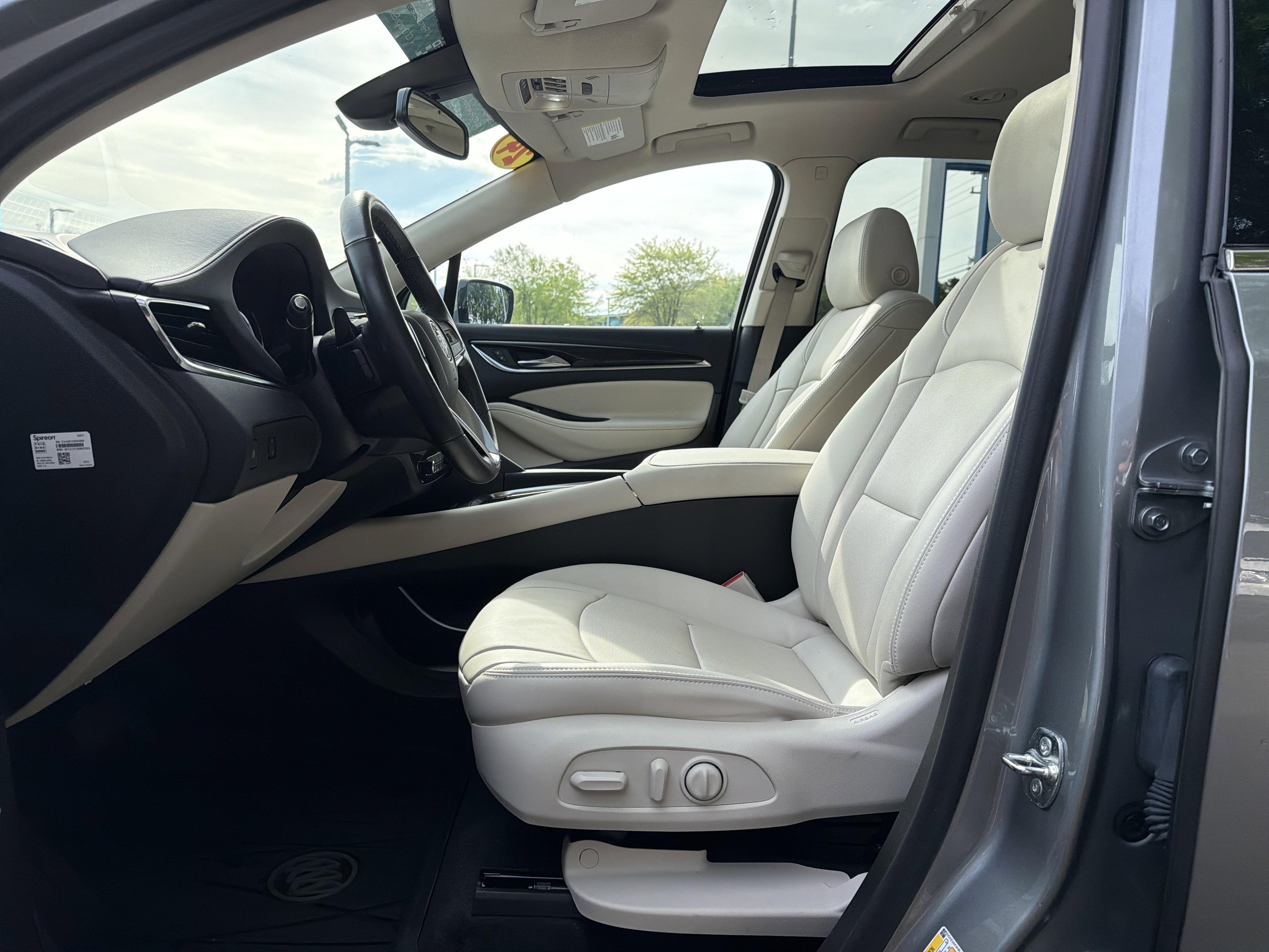 Used 2024 Buick Enclave Essence w/ Experience Buick Package image 16