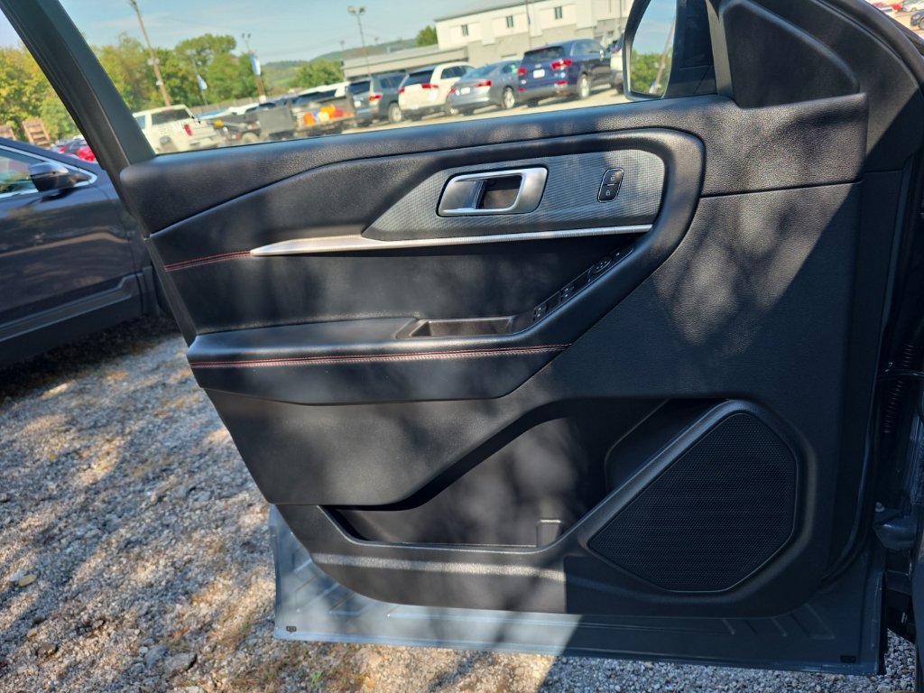 New 2027 Ford Explorer ST-Line w/ ST-Line Street Pack AWD/4WD image 20