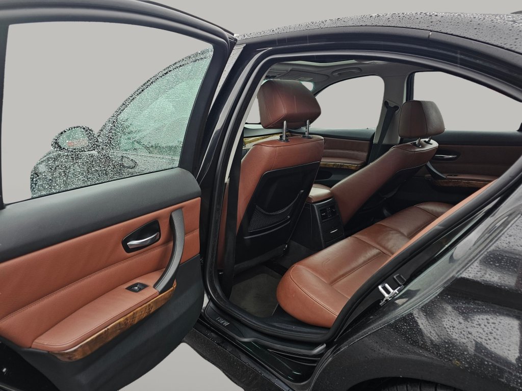 Used 2006 BMW 325xi Sedan AWD/4WD image 19