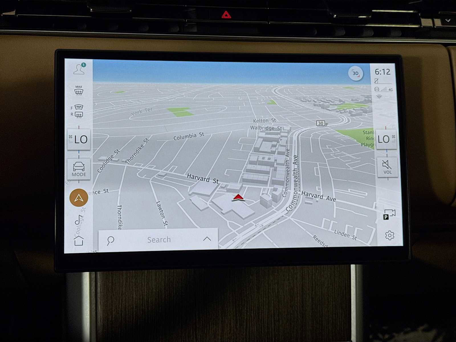 Used 2024 Land Rover Range Rover Long Wheelbase SE image 15