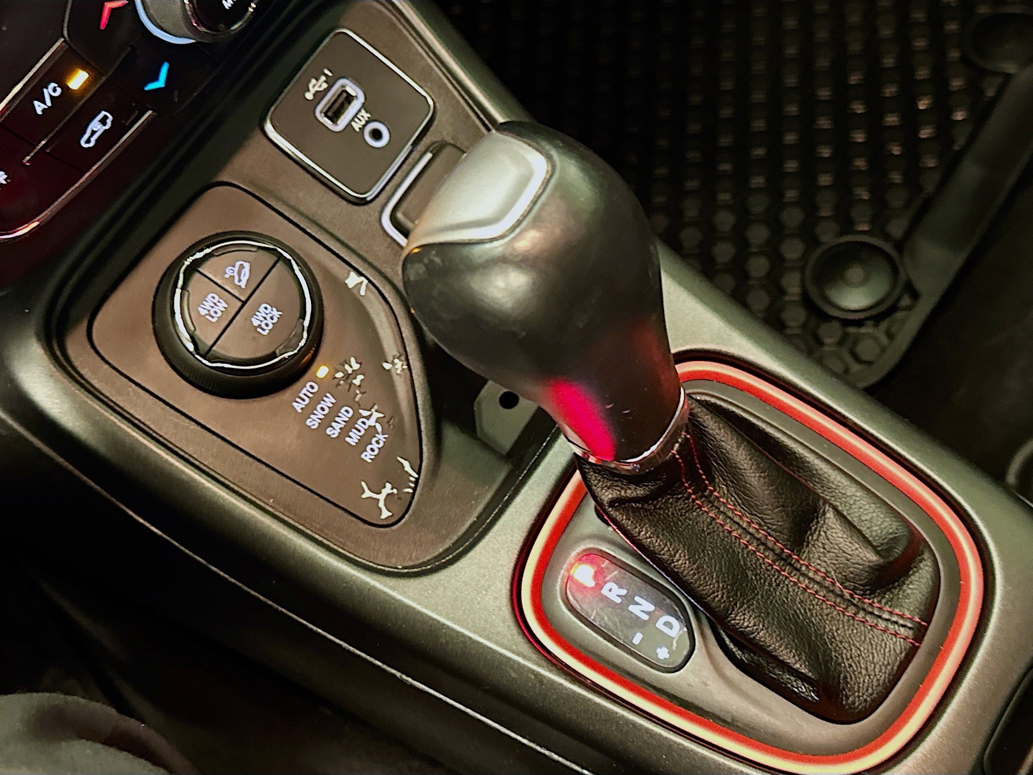 Used 2019 Jeep Compass Trailhawk w/ Leather Interior Group image 25