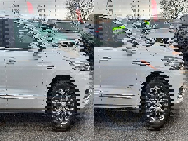 Used 2019 Buick Enclave Avenir w/ Avenir Technology Package image 2