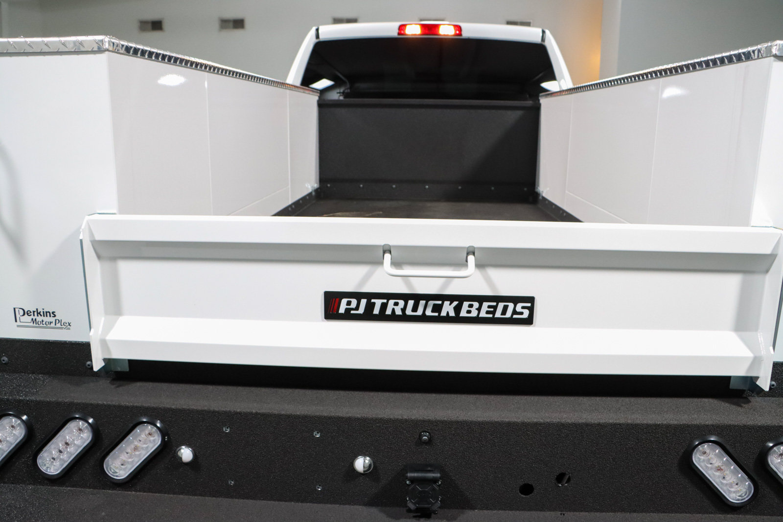 Used 2023 RAM 2500 Tradesman AWD/4WD image 9