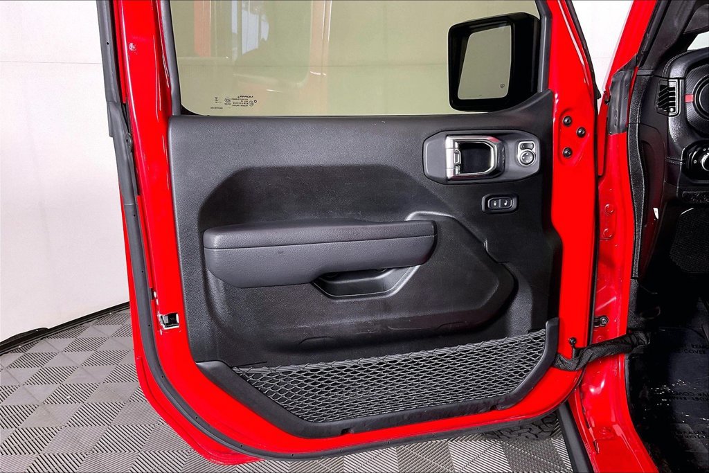 Used 2025 Jeep Wrangler Unlimited Rubicon AWD/4WD image 21