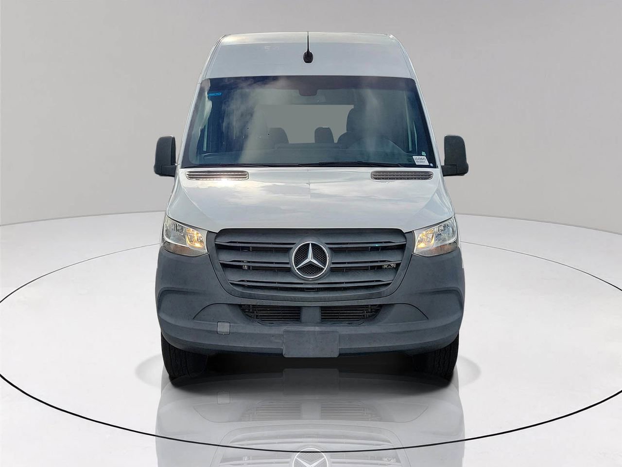 Used 2021 Mercedes-Benz Sprinter 2500 image 2