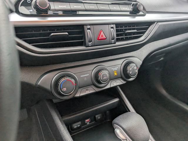 Used 2024 Kia Forte LXS w/ LXS Technology Package image 21