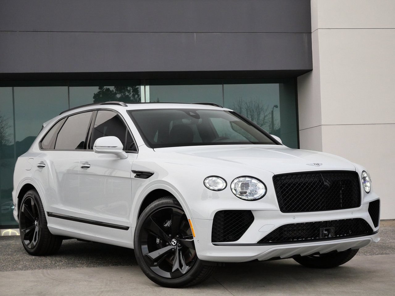Used 2025 Bentley Bentayga