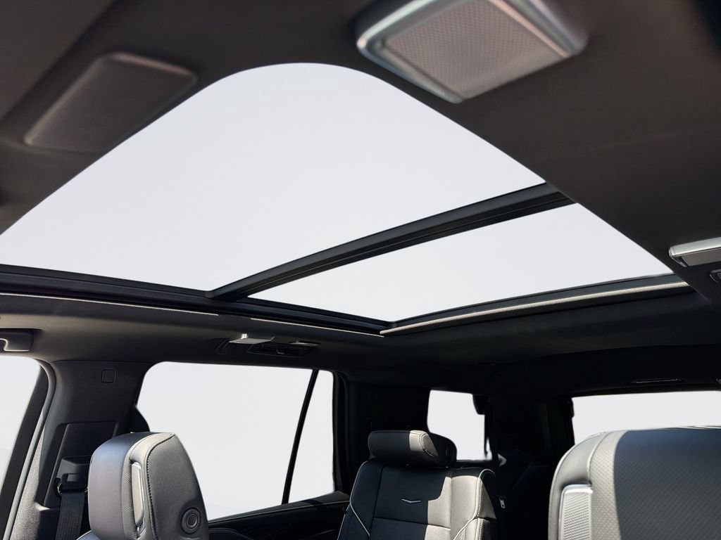 Certified 2022 Cadillac Escalade Sport w/ Touring Package AWD/4WD image 6