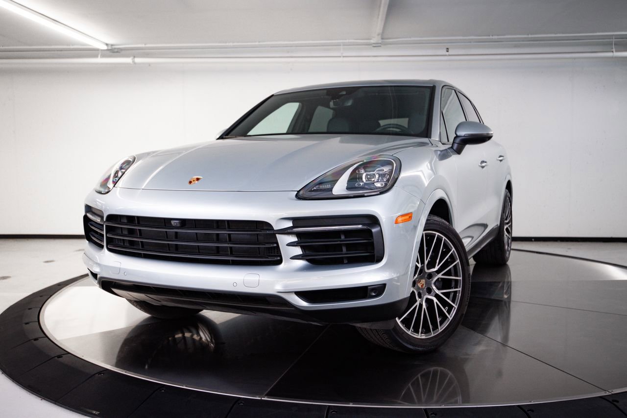 Certified 2023 Porsche Cayenne AWD/4WD image 1