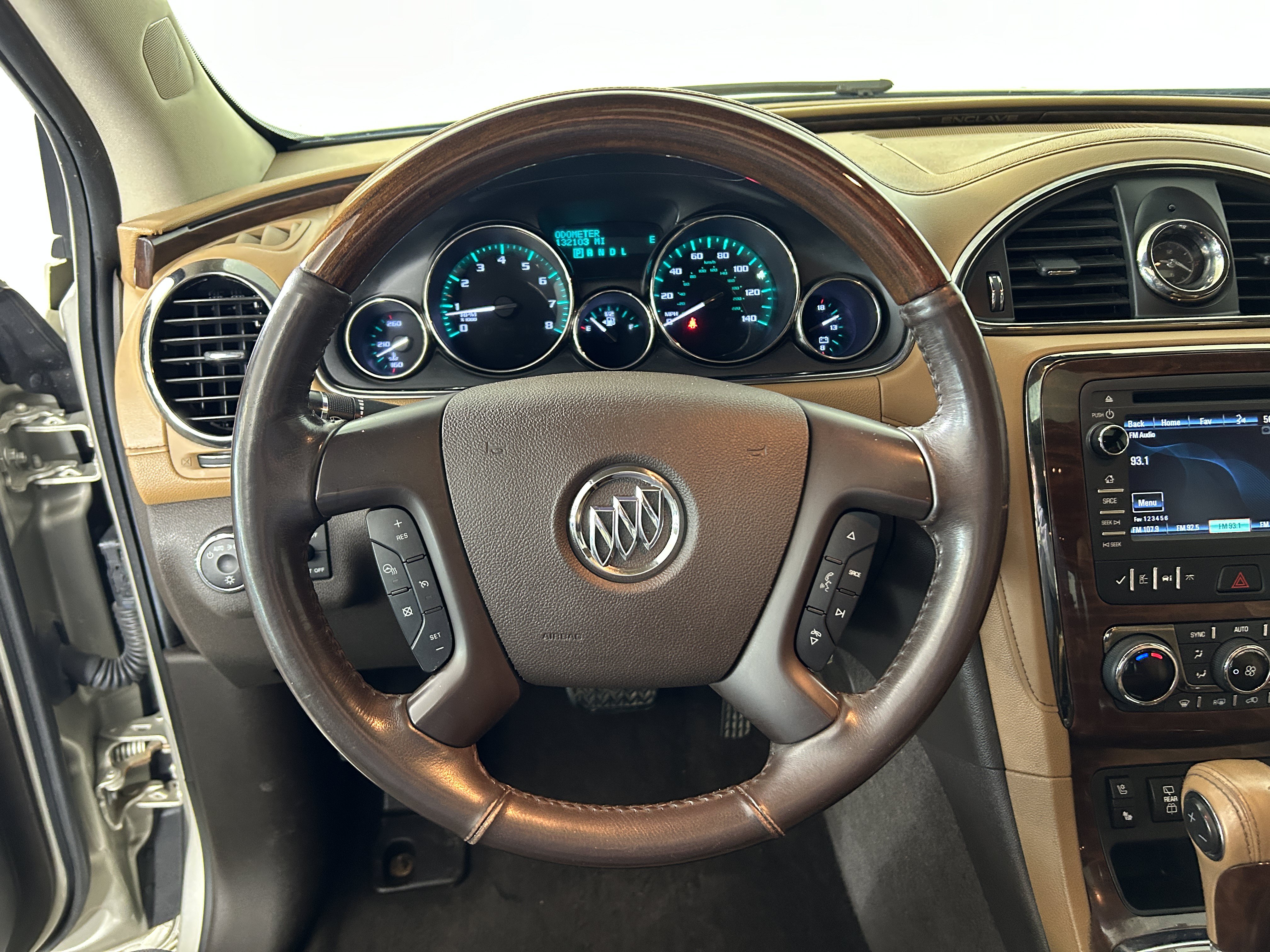 Used 2017 Buick Enclave Premium w/ Experience Buick Package AWD/4WD image 10