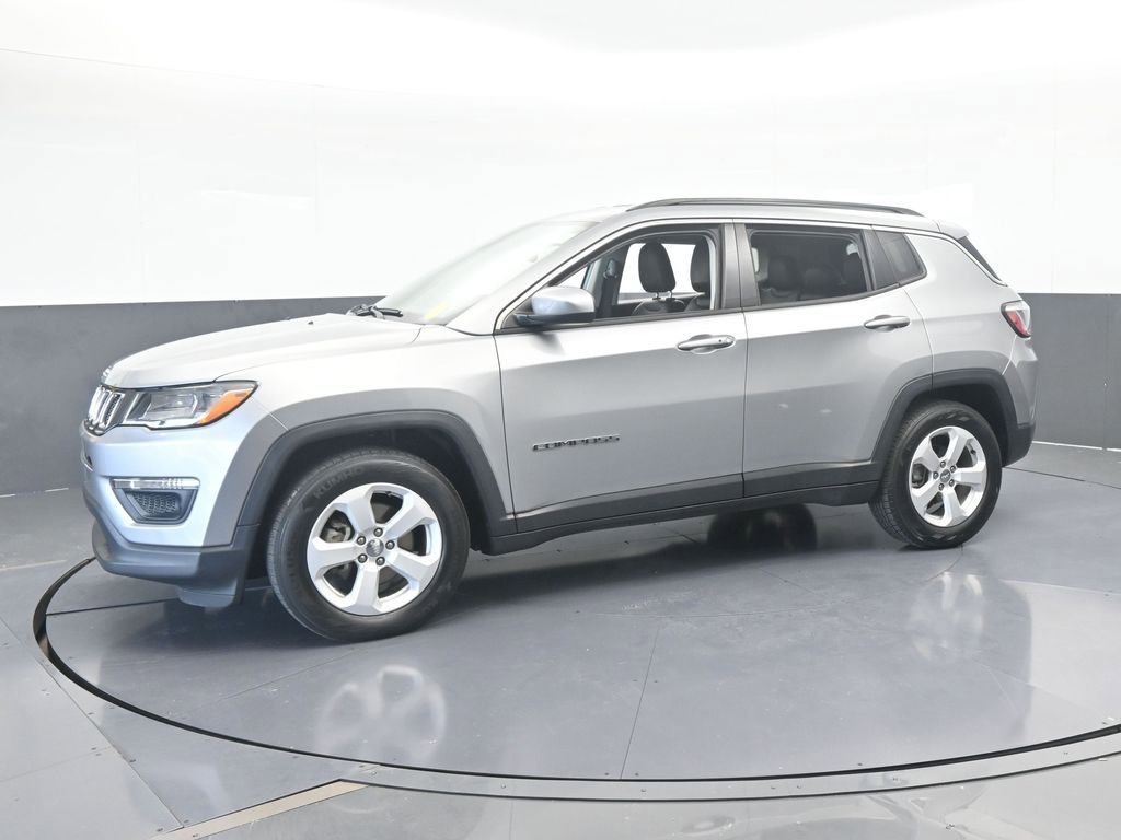 Used 2020 Jeep Compass Latitude video 2