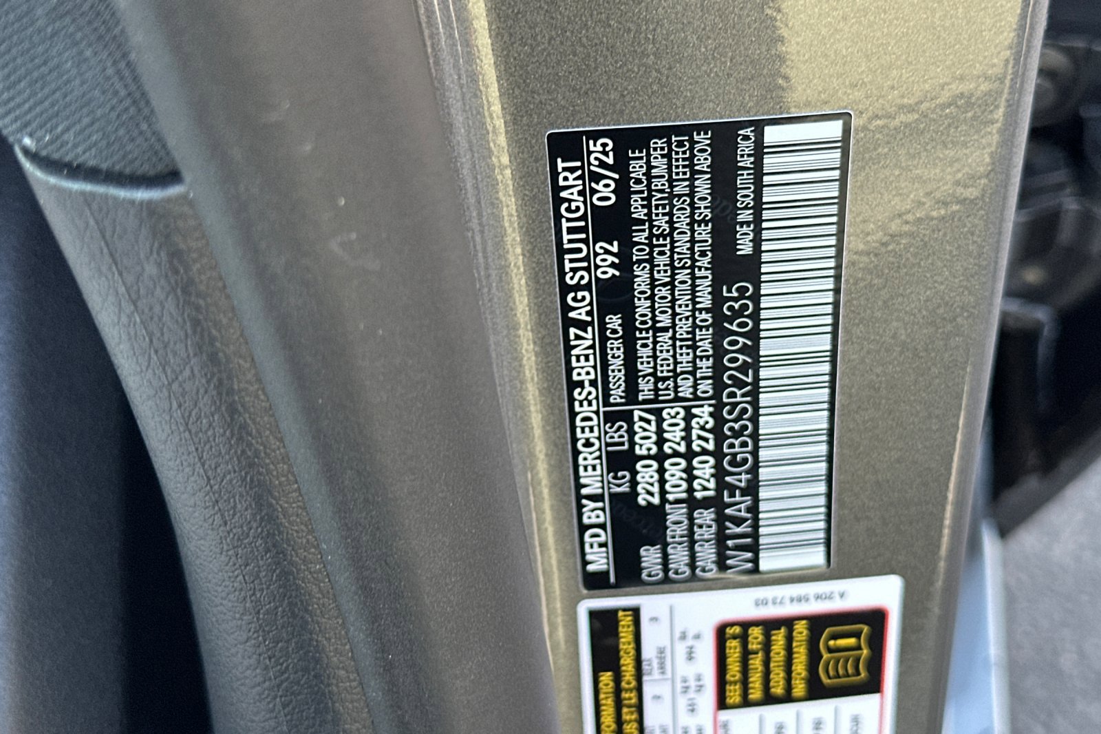 New 2025 Mercedes-Benz C 300 Sedan image 28