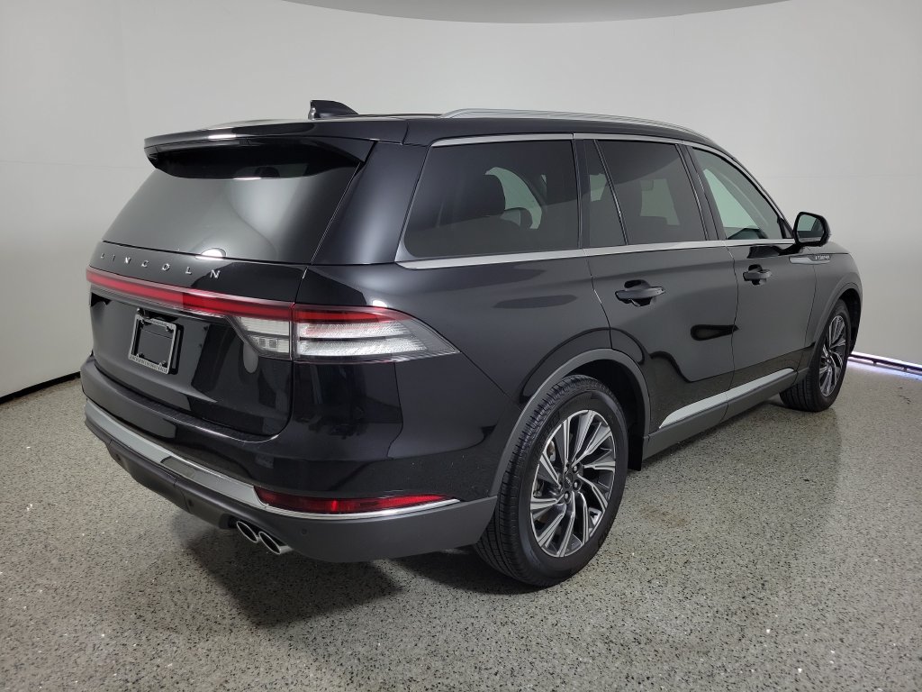 New 2026 Lincoln Aviator 2WD image 4