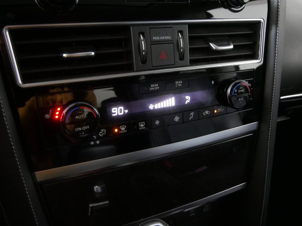 Used 2022 INFINITI QX80 Luxe image 30