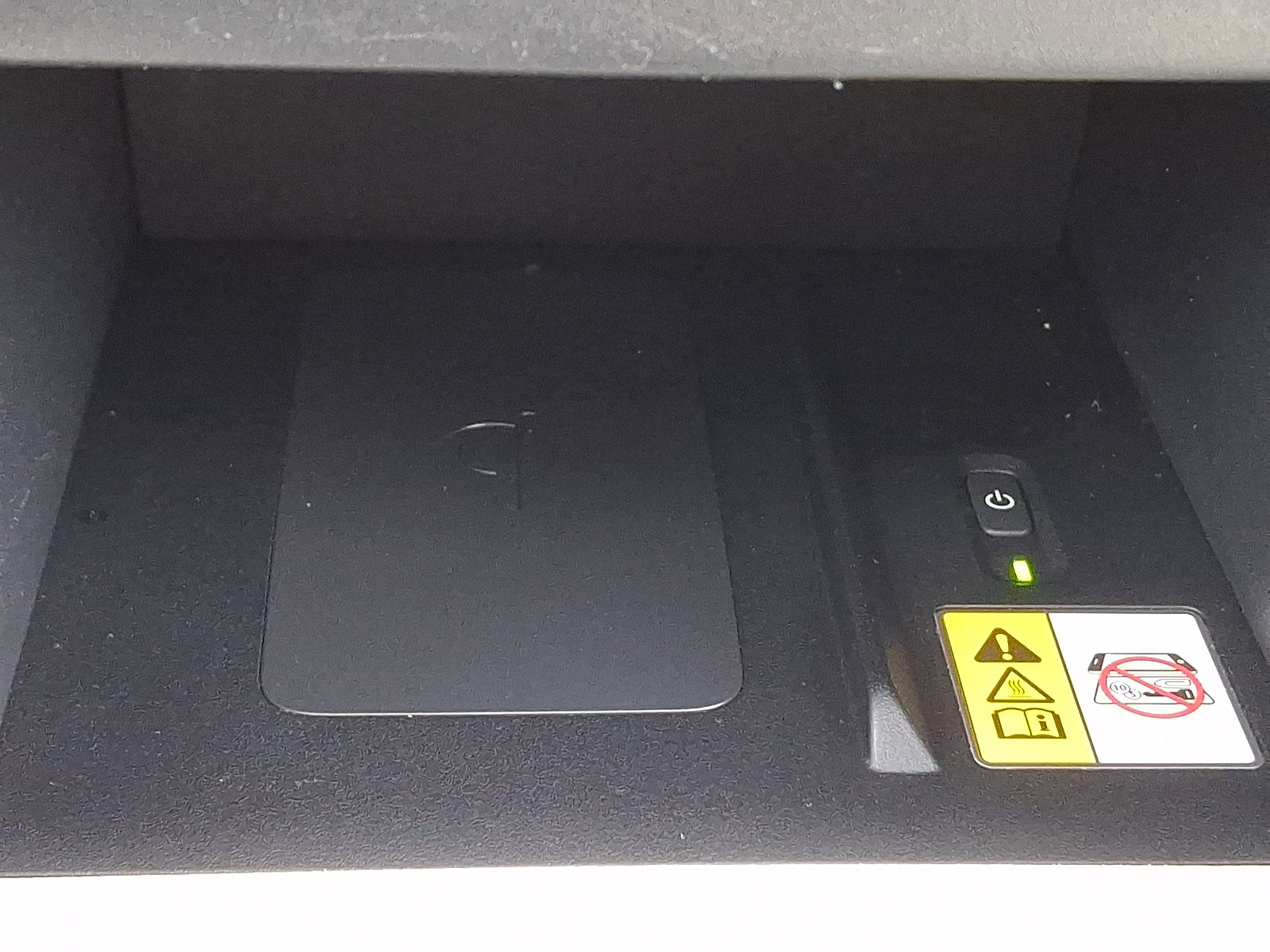 Certified 2022 Toyota Corolla Cross XLE w/ Convenience Package image 24