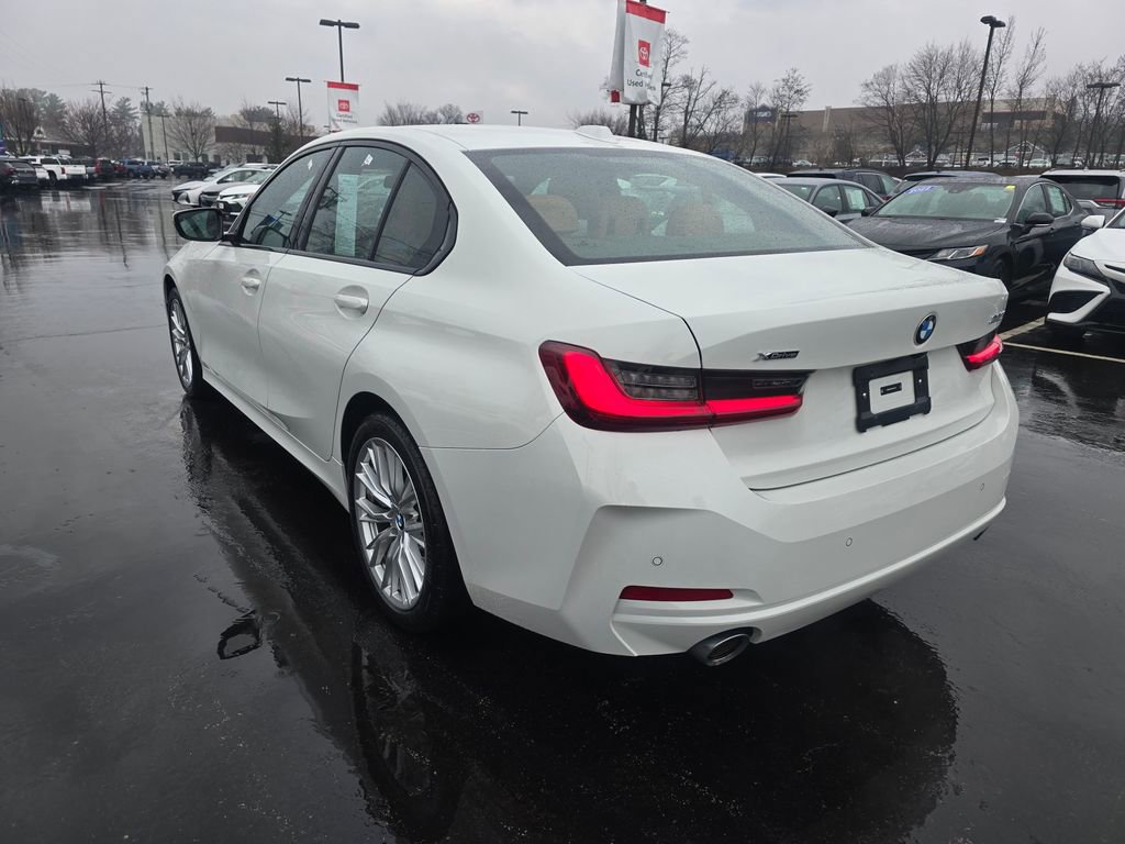 Used 2023 BMW 330i xDrive Sedan w/ Driving Assistance Package image 6