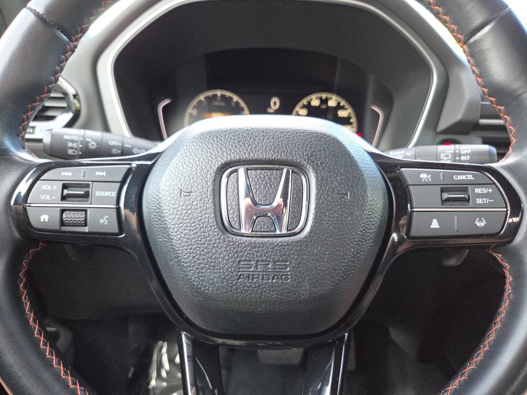 Used 2023 Honda Pilot Sport image 34