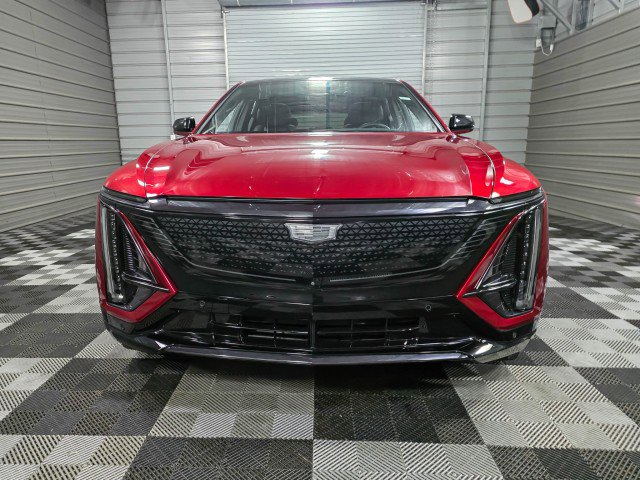 Used 2024 Cadillac Lyriq Sport image 3