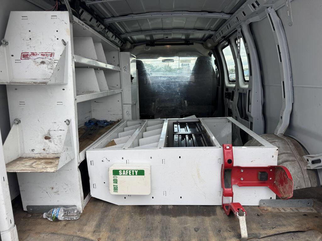 Used 2008 GMC Savana 3500 image 5