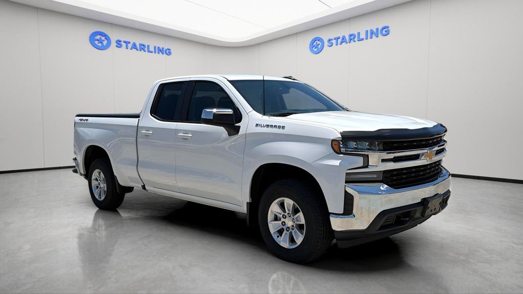 Certified 2020 Chevrolet Silverado 1500 LT w/ Fleet Comfort Package AWD/4WD image 13