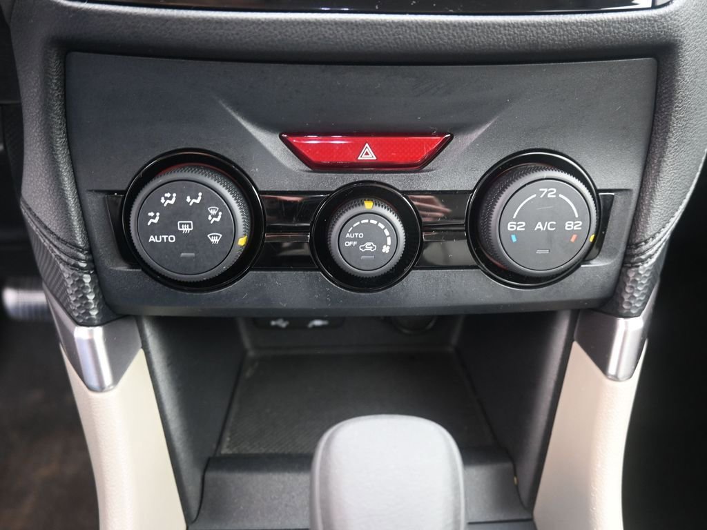 Used 2023 Subaru Forester Base image 11