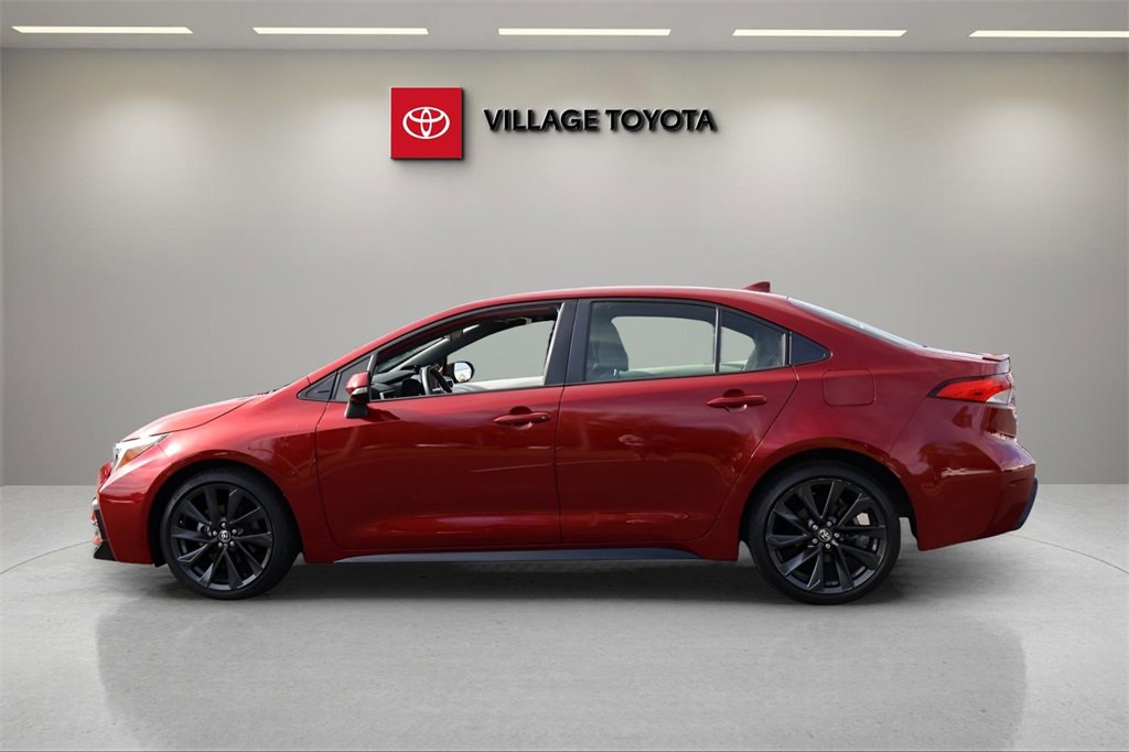 Certified 2023 Toyota Corolla SE image 2