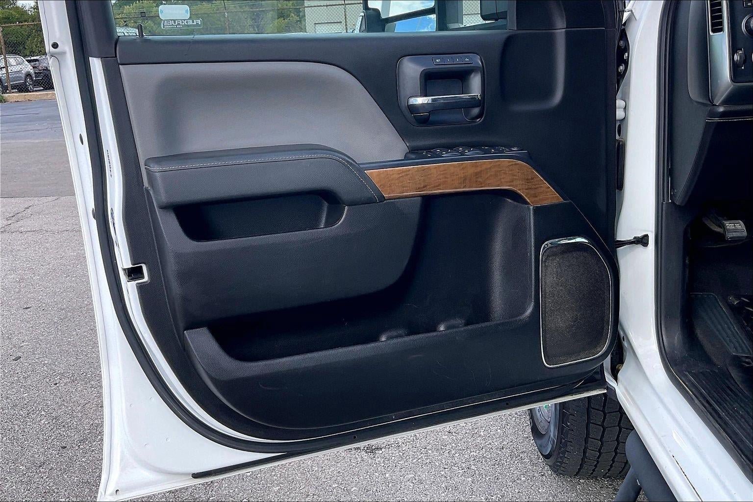 Used 2019 Chevrolet Silverado 2500 LTZ AWD/4WD image 25
