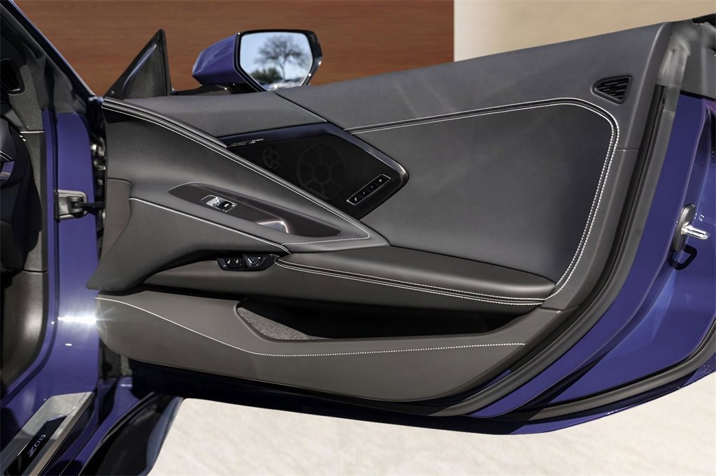 Used 2025 Chevrolet Corvette Z06 w/ Stealth Interior Trim Package image 25