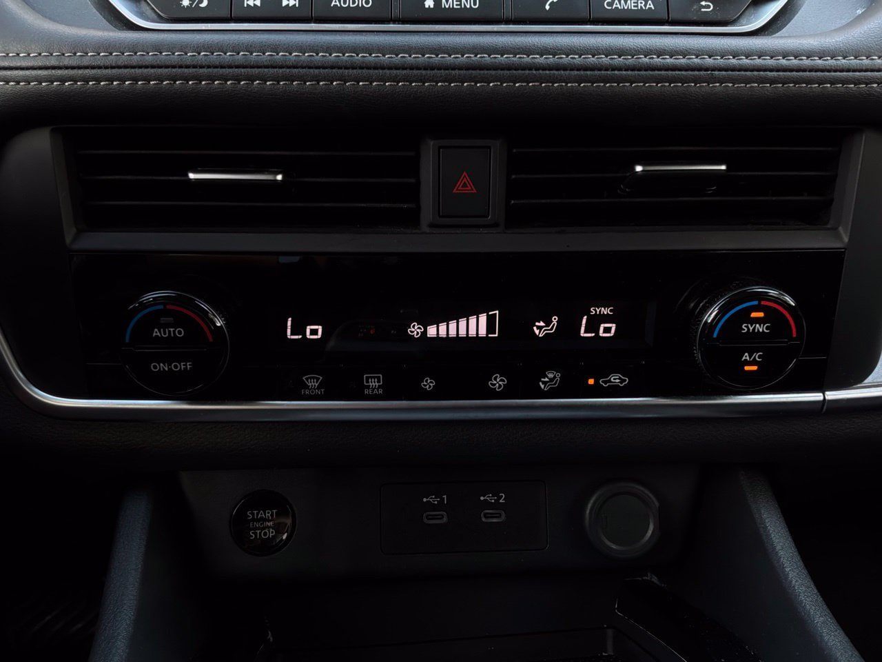 Used 2025 Nissan Rogue SV FWD image 31