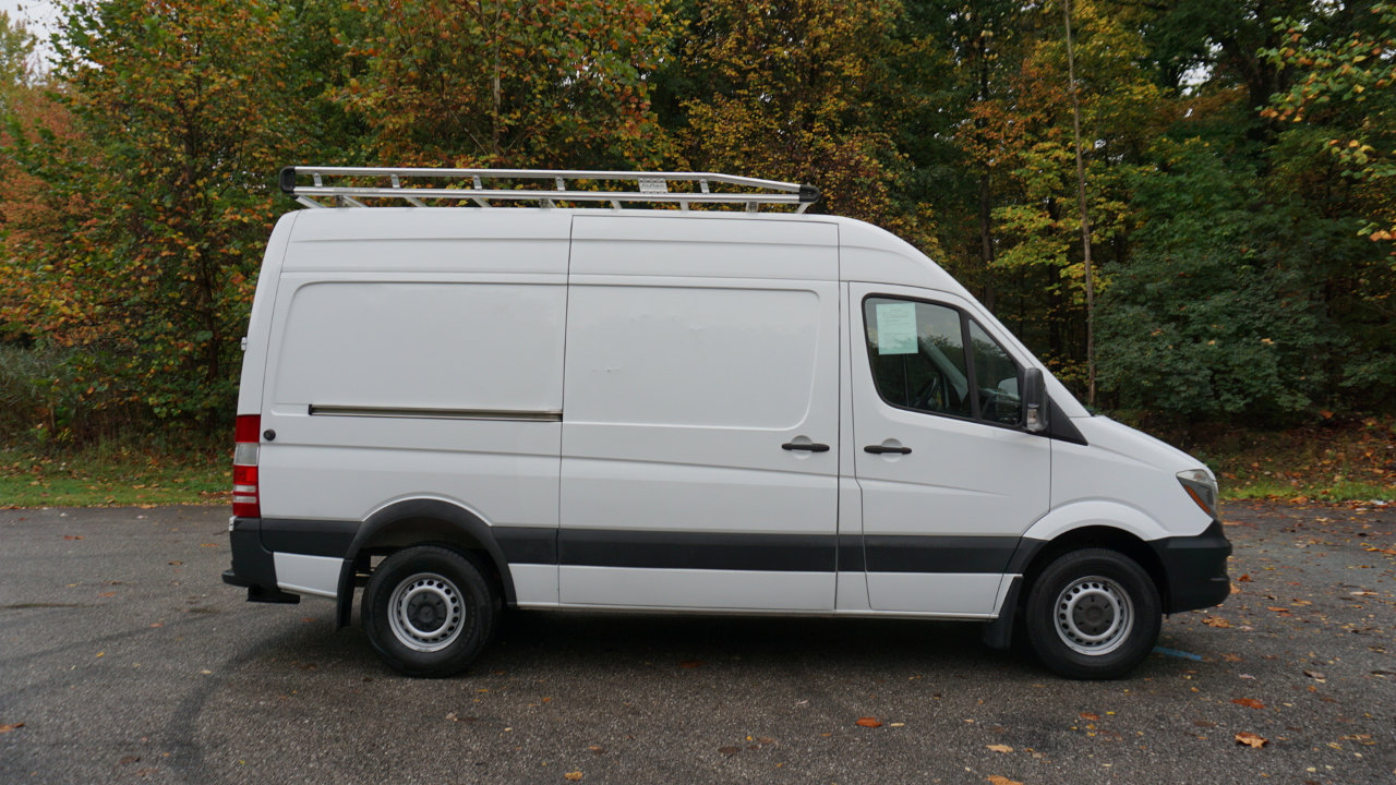 Used 2017 Mercedes-Benz Sprinter 2500 image 6