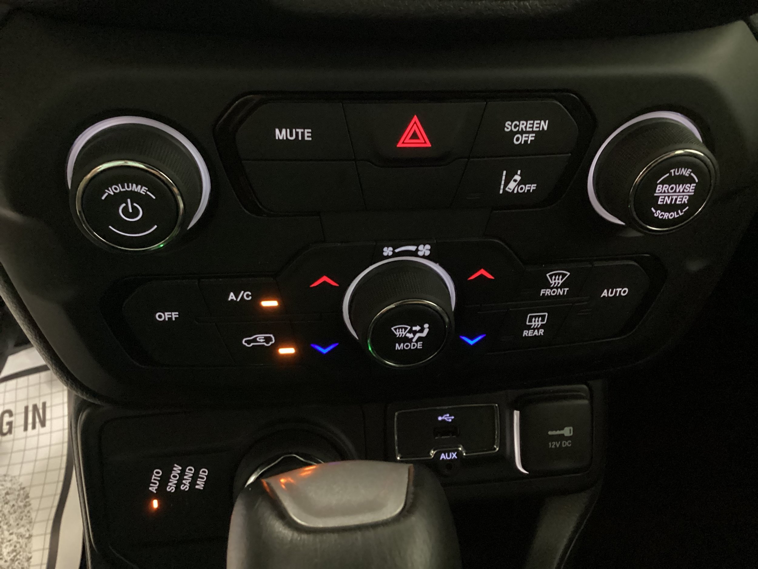 Used 2022 Jeep Renegade Limited AWD/4WD image 28